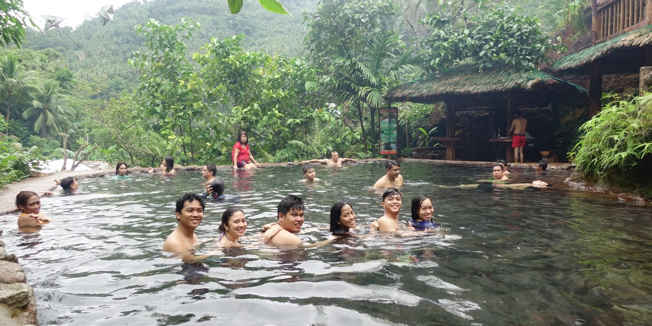 red rock hot spring pool