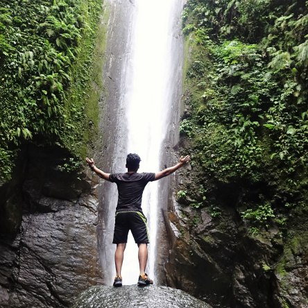 casaroro waterfall in valencia, negros oriental