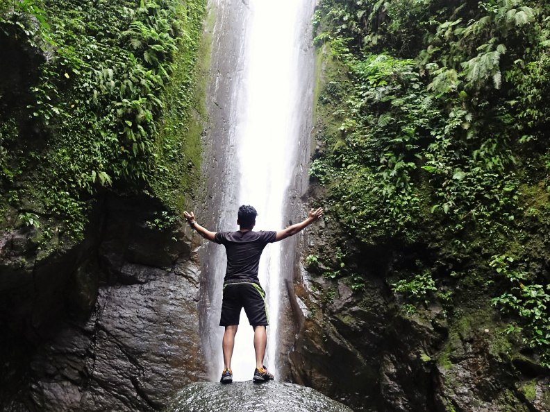 casaroro waterfall in valencia, negros oriental