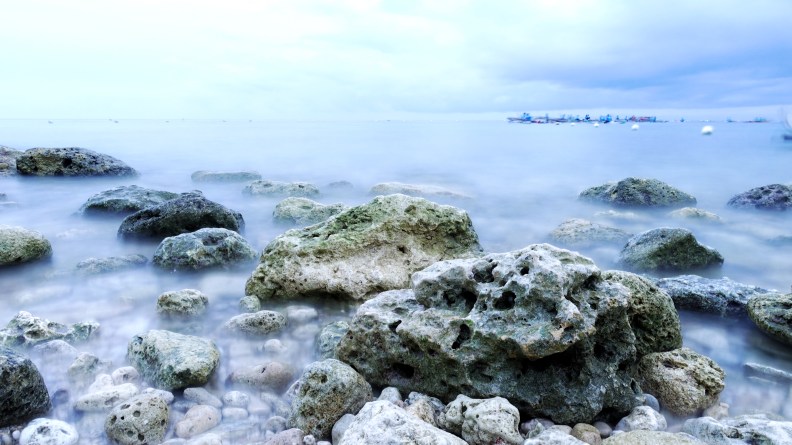 long exposure oslob beach